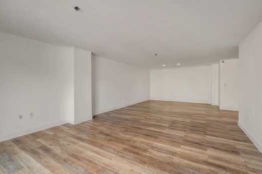44 Elm 102