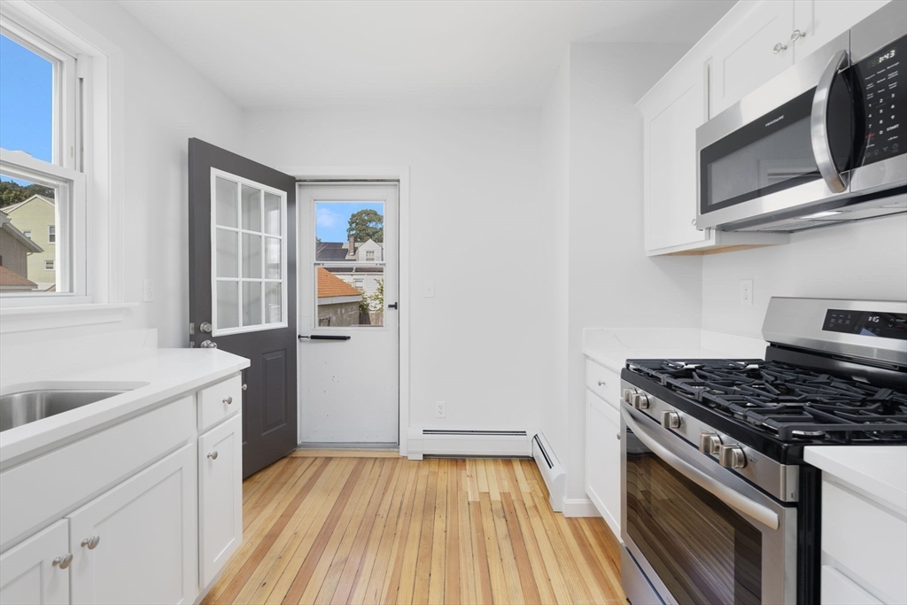 1268 President Ave, Fall River, MA, 1268 President Ave, Fall River, MA Photo #9