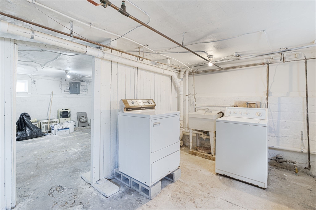 1268 President Ave, Fall River, MA, 1268 President Ave, Fall River, MA Photo #39
