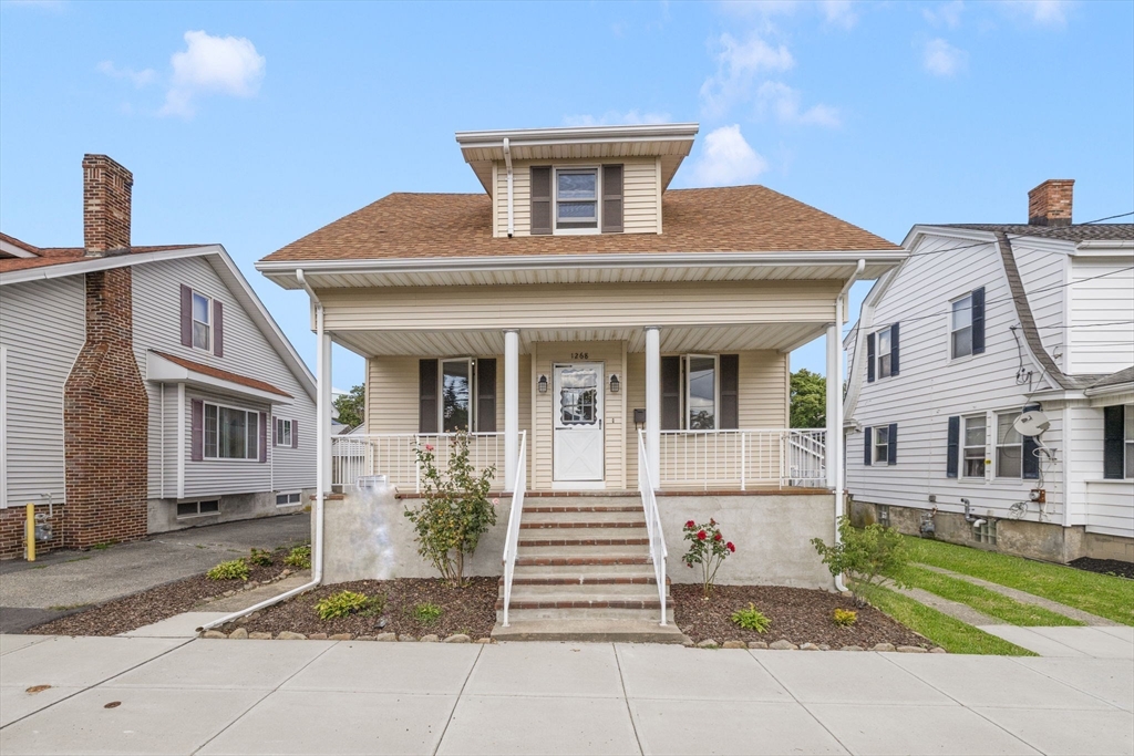 1268 President Ave, Fall River, MA, 1268 President Ave, Fall River, MA Photo #1
