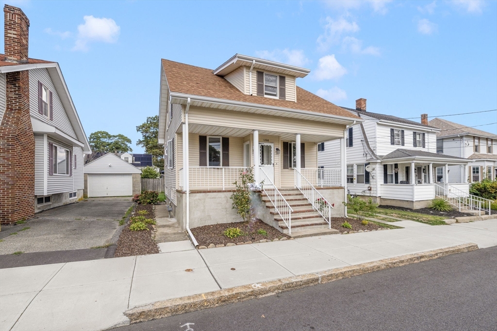 1268 President Ave, Fall River, MA, 1268 President Ave, Fall River, MA Photo #2