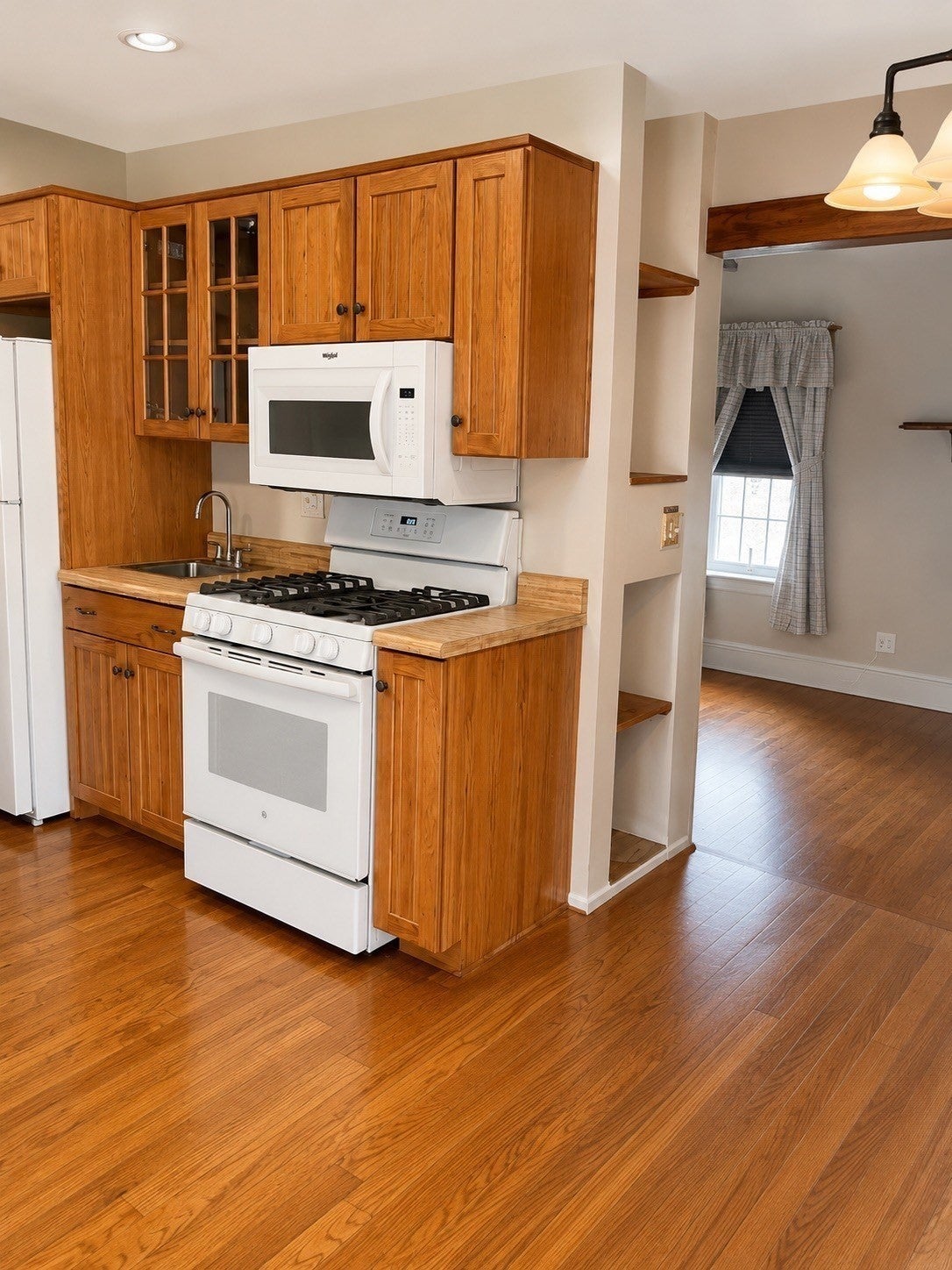 6 Torrey St, Attleboro, MA Photo #12