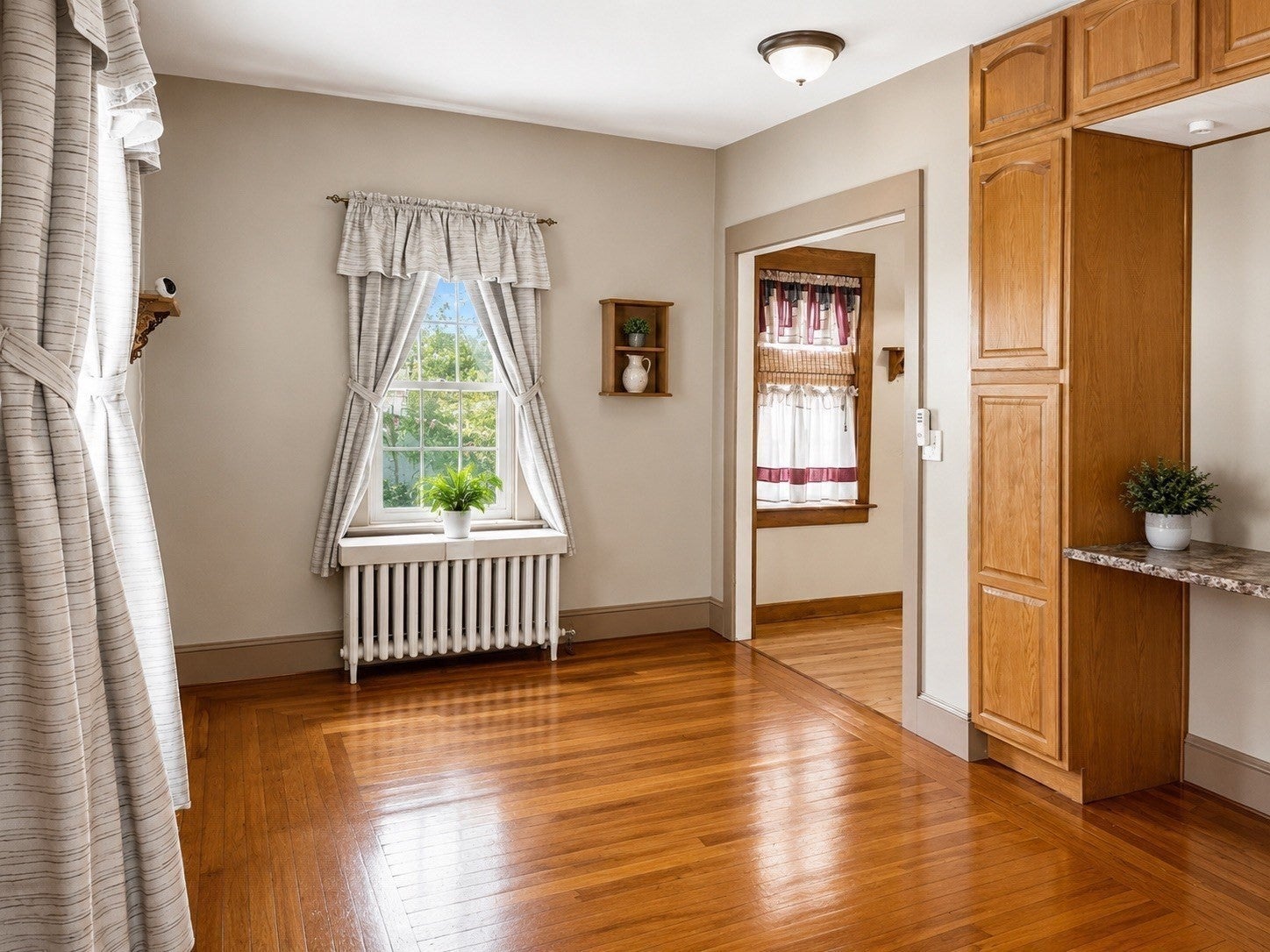 6 Torrey St, Attleboro, MA Photo #6