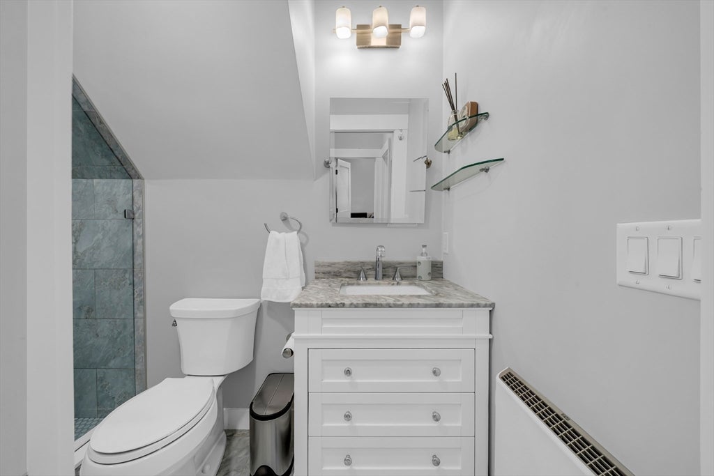 142 Main St #4, Amesbury, MA, 142 Main St #4, Amesbury, MA Photo #29