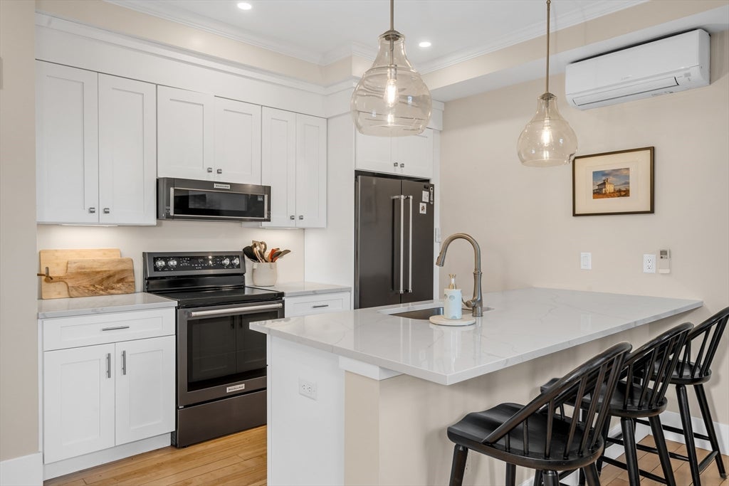 142 Main St #4, Amesbury, MA, 142 Main St #4, Amesbury, MA Photo #11