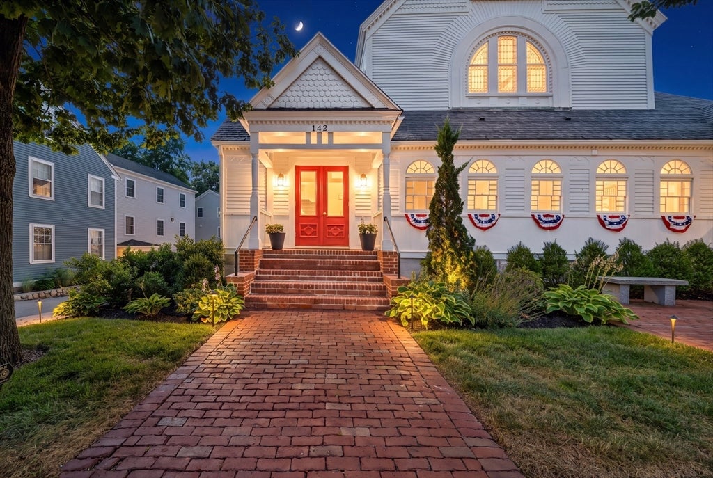 142 Main St #4, Amesbury, MA, 142 Main St #4, Amesbury, MA Photo #39