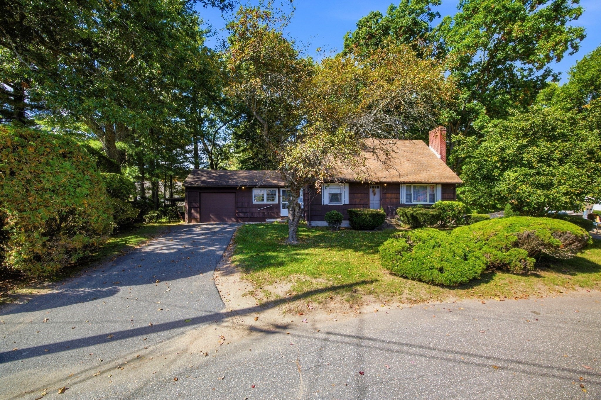 58 Pine Hill Rd, Springfield, MA, 58 Pine Hill Rd, Springfield, MA Photo #2