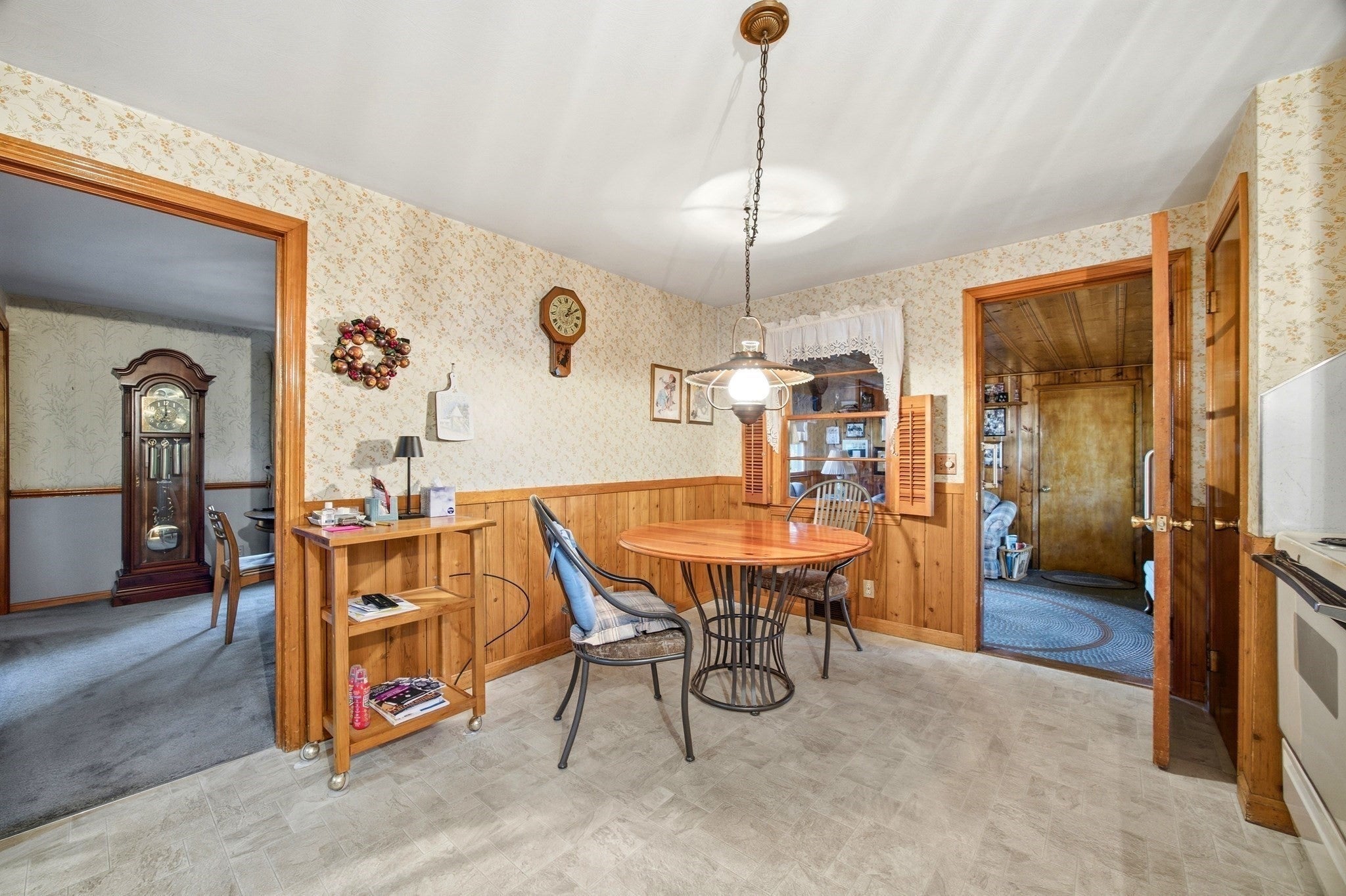 58 Pine Hill Rd, Springfield, MA, 58 Pine Hill Rd, Springfield, MA Photo #3
