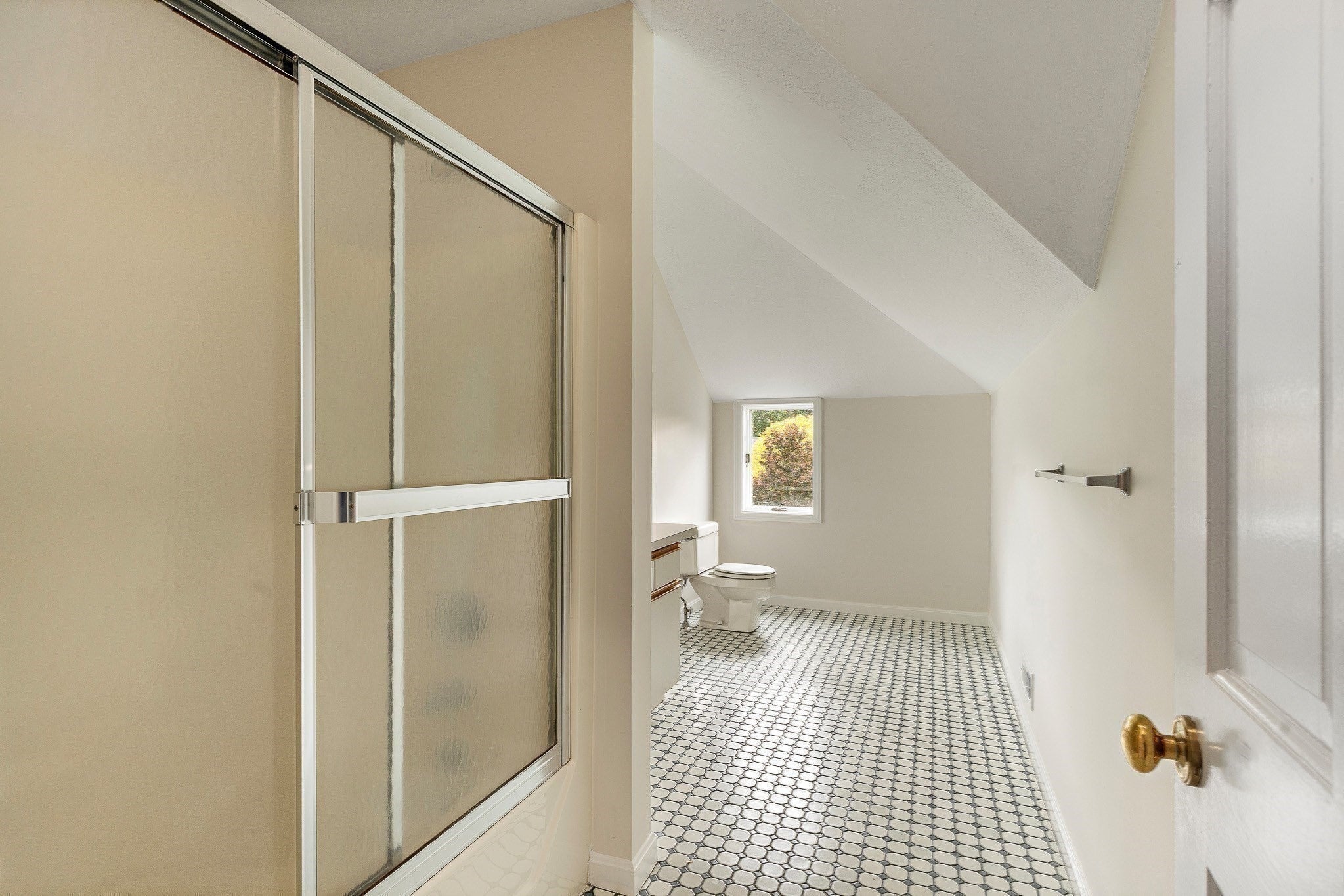 1005 Sherwood Forest Lane #1005, Saugus, MA Photo #20