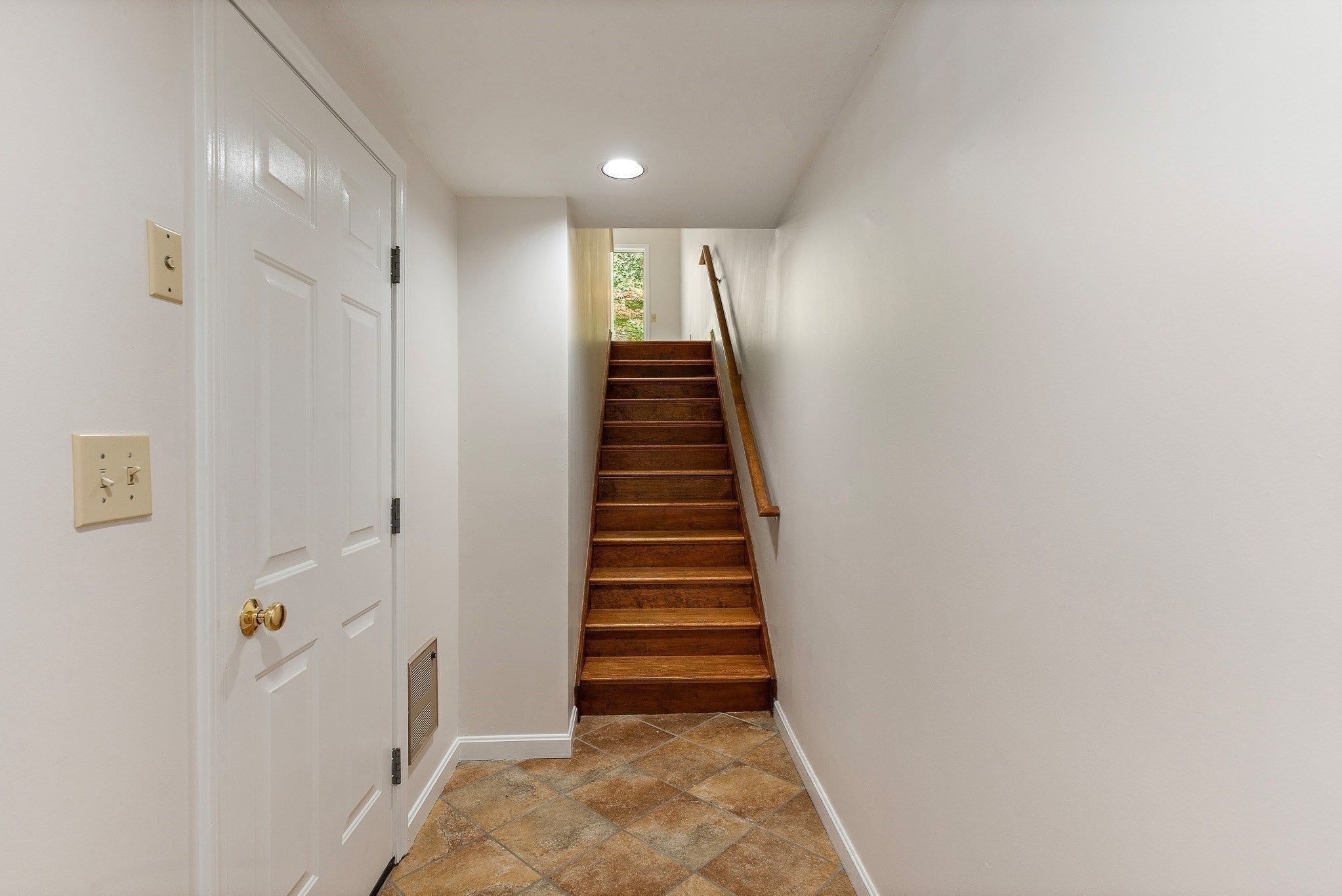 1005 Sherwood Forest Lane #1005, Saugus, MA Photo #26