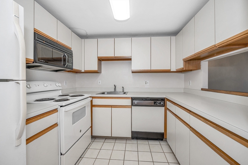 200 Ledgewood Drive 509