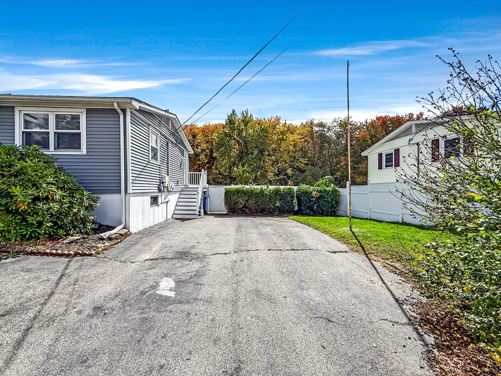 41 Pembroke Dr