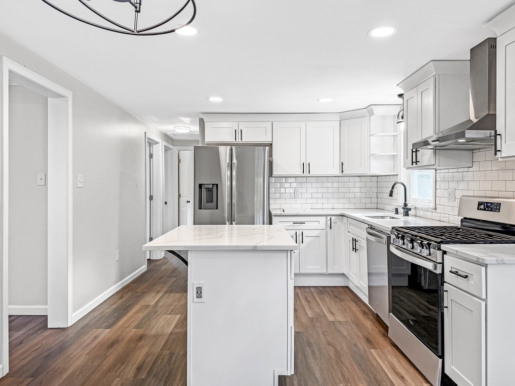 41 Pembroke Dr