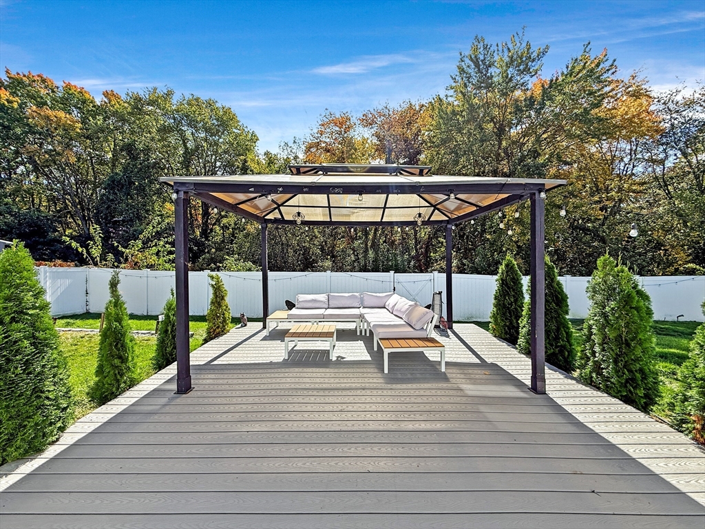 41 Pembroke Dr