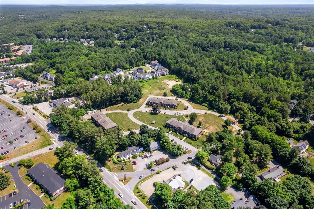 6 Strawberry Hill Rd