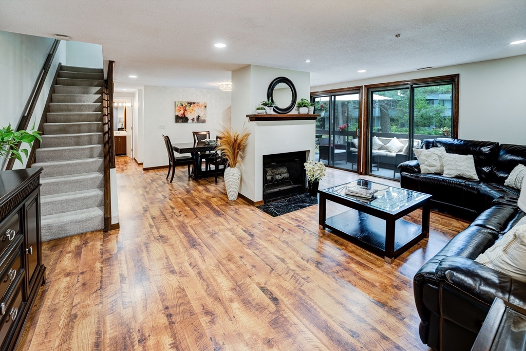 559 Great Elm Way 559