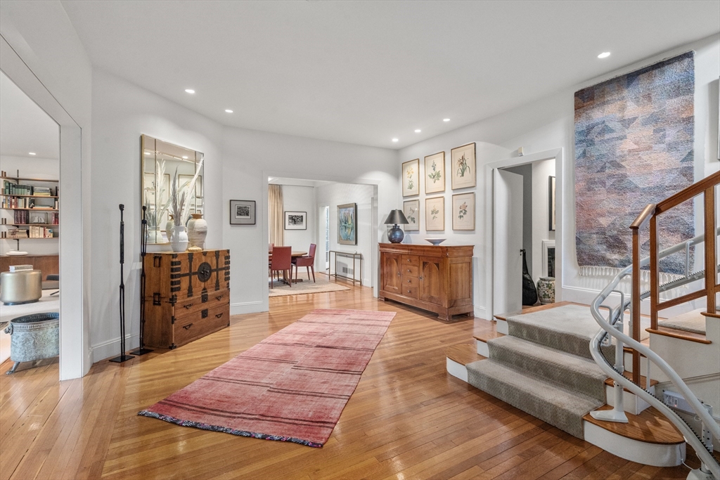 48 Hubbard Park Road