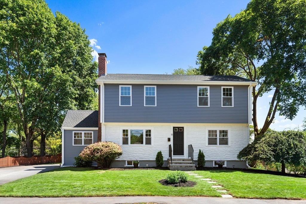 18 Muriel Ave