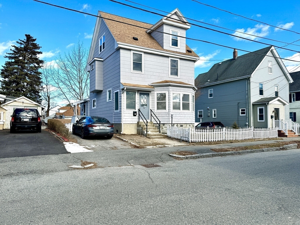 98 Safford St