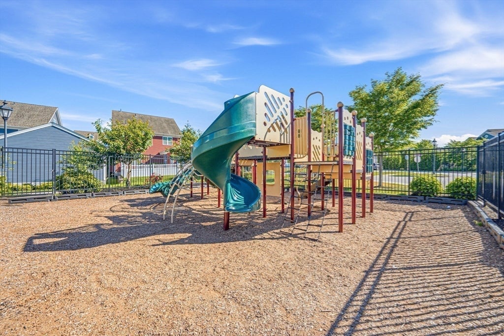 2115 Simeon Howard Way #2115, Westborough, MA Photo #27