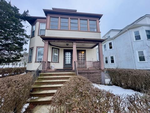 Photo of 313 Washintong St #2, Quincy, MA 02169 (MLS # 73483895)