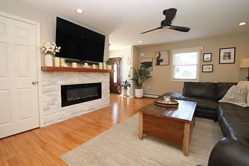 27 Overlea Avenue