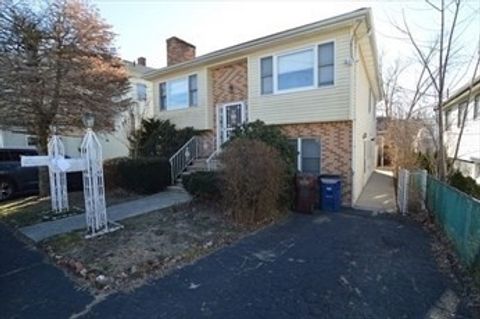 21 Mcclure 1 Revere MA 02151