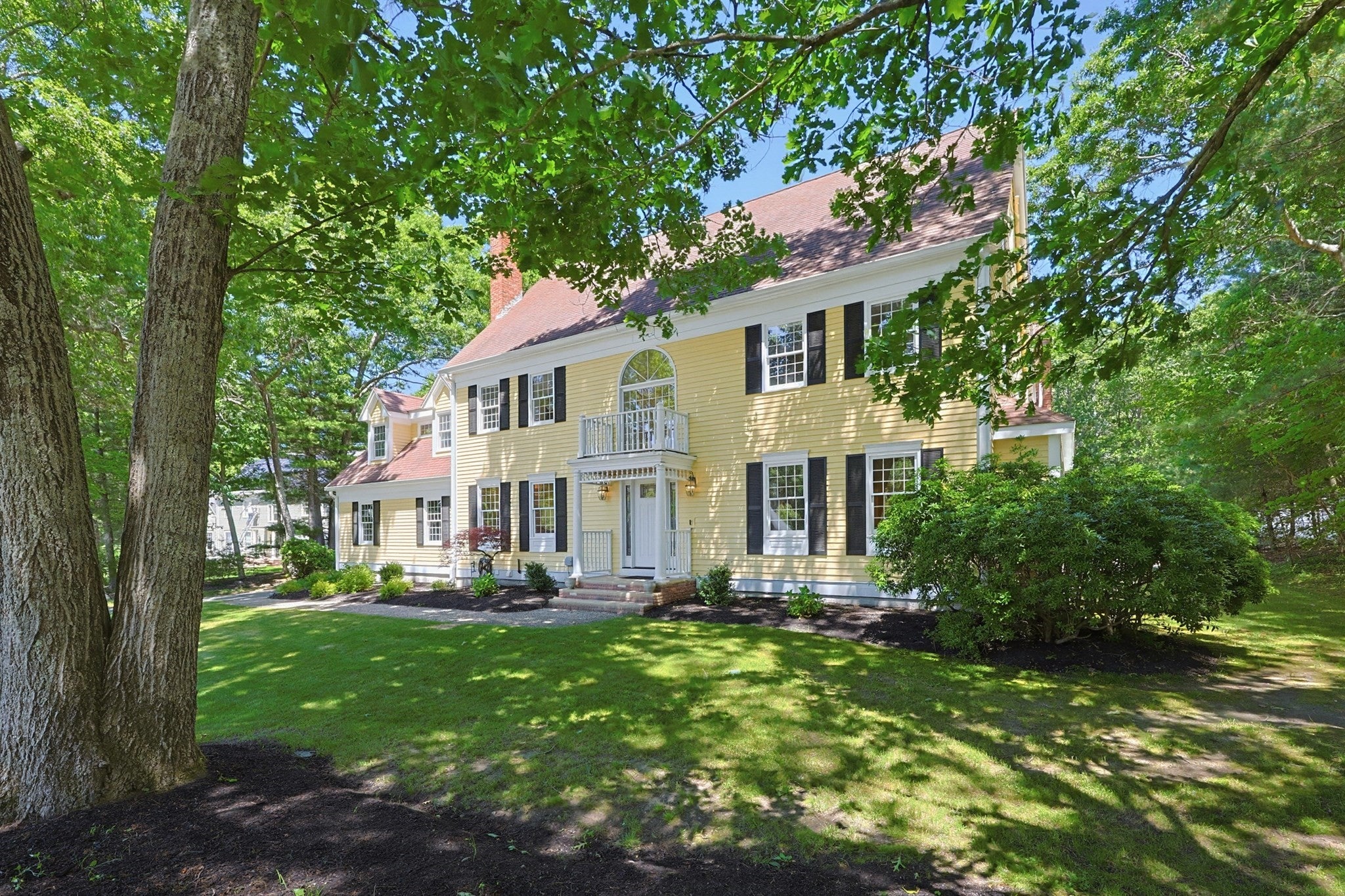 8 Turner Hill Road, Medfield MA 02052