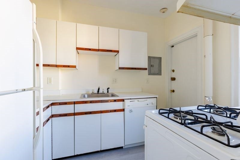 1263 Commonwealth Ave #4, Boston, MA, 1263 Commonwealth Ave #4, Boston, MA Photo #2