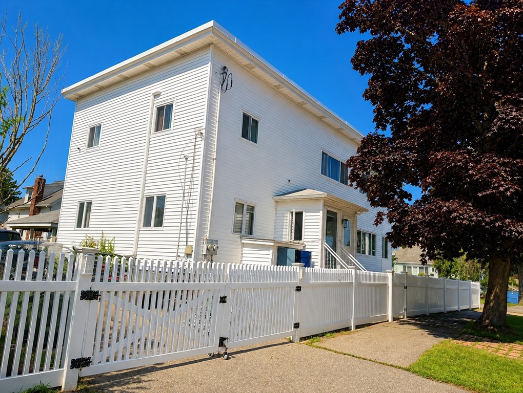 45 Riverside Street