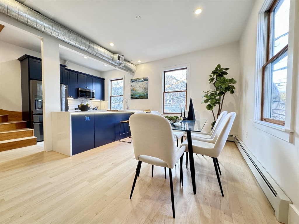 51 Market 2