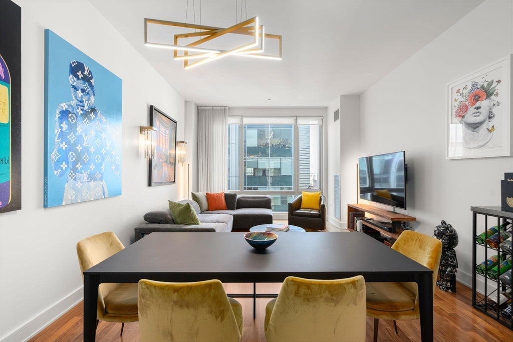 500 Atlantic Ave 21M