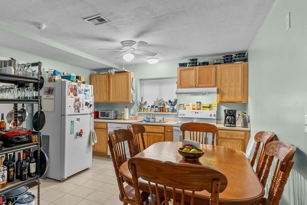5455 N Main St 14-B