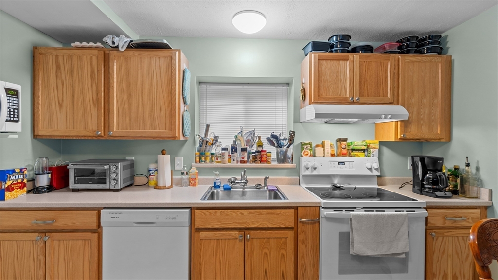 5455 N Main St 14-B
