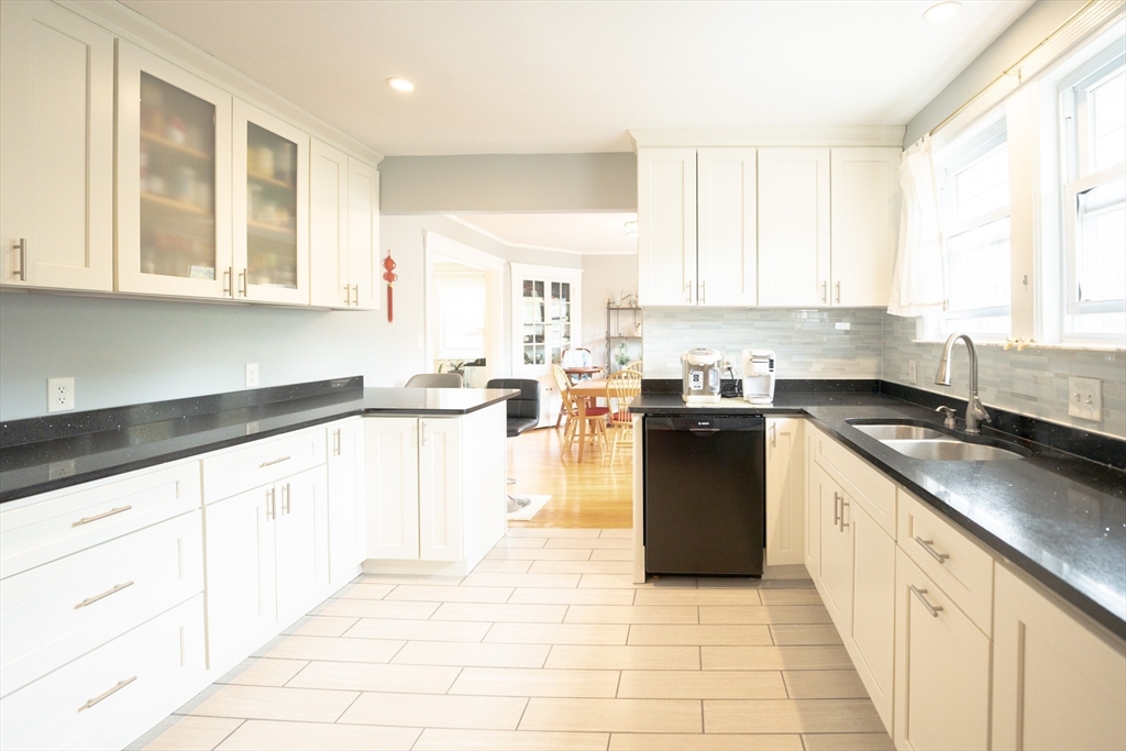 8-10 Bonwood St