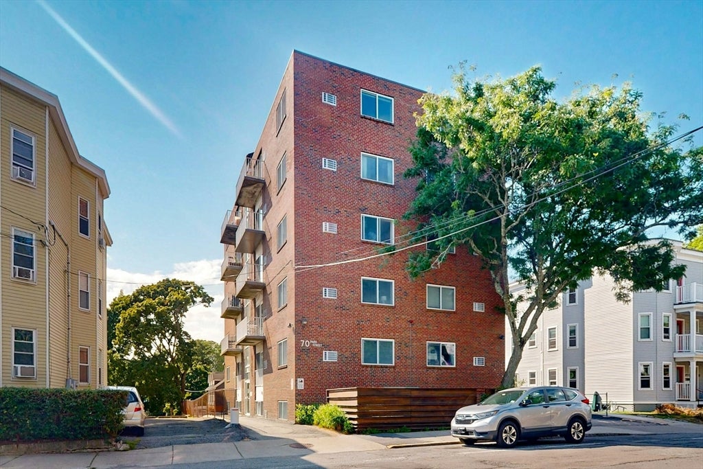 70 Park Street 32