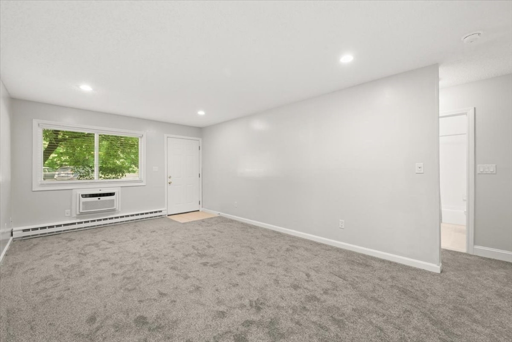 6 Dailey Street C