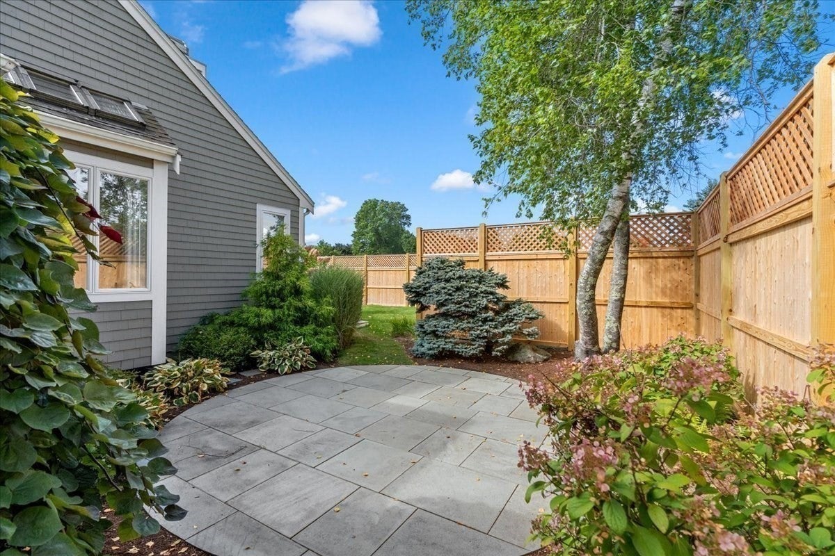 10 Floret Cir #10, Hingham, MA Photo #29