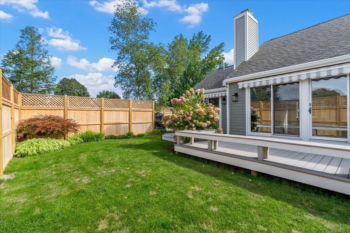 10 Floret Cir #10, Hingham, MA Photo #32