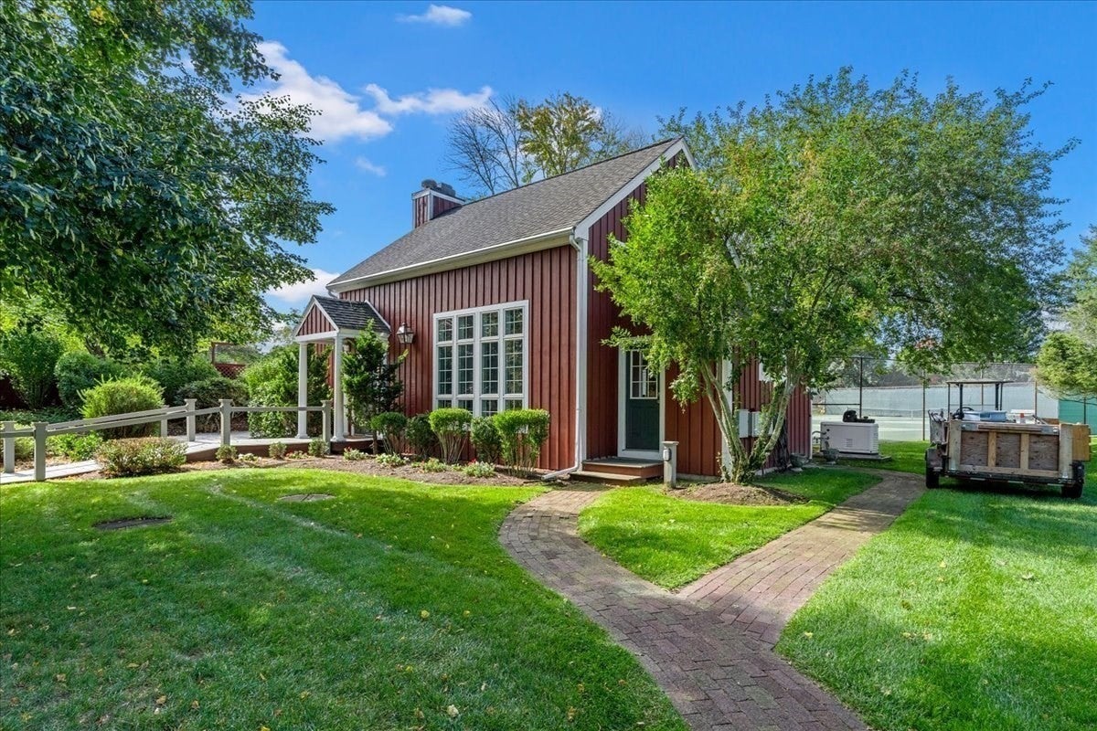10 Floret Cir #10, Hingham, MA Photo #37