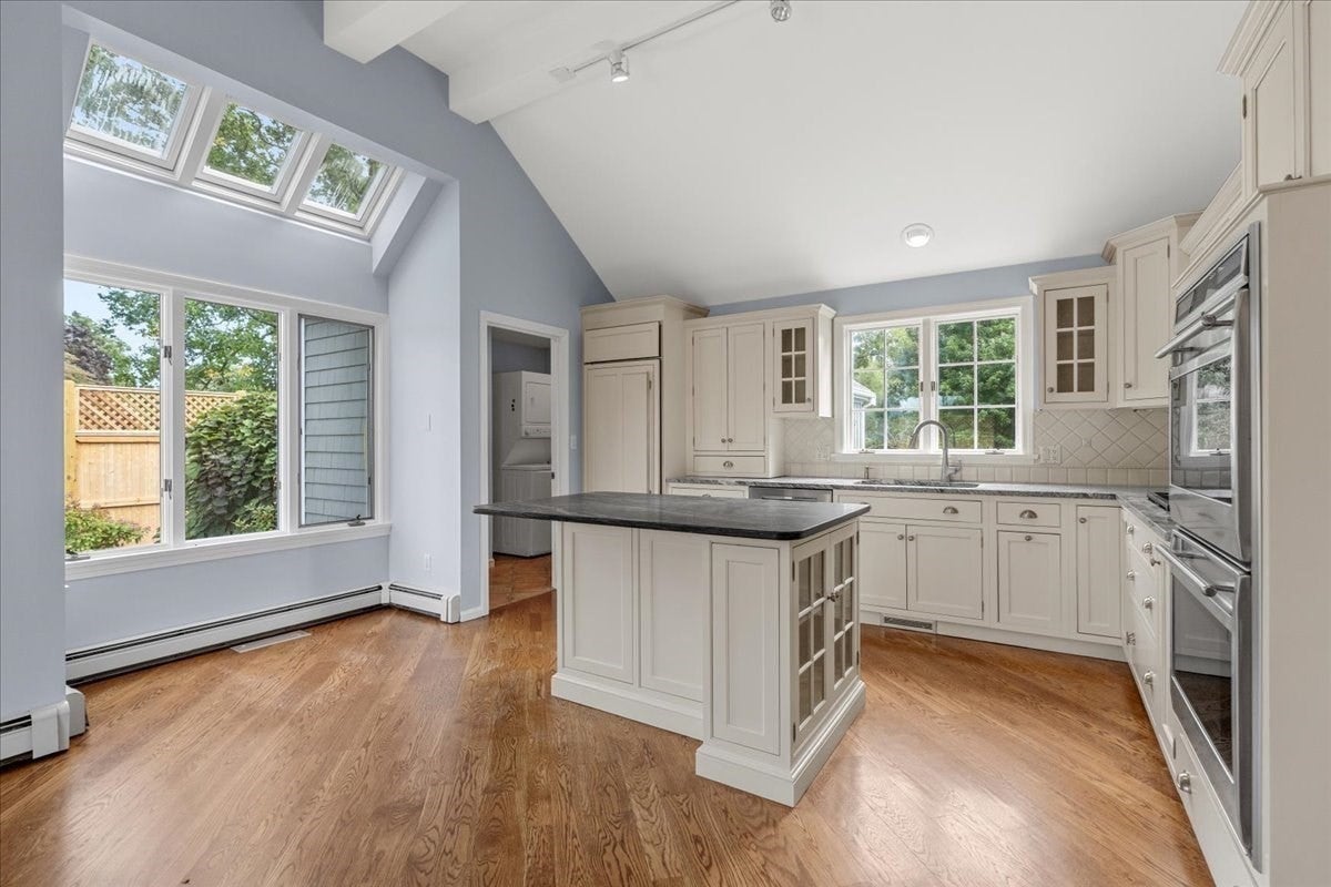 10 Floret Cir #10, Hingham, MA Photo #4