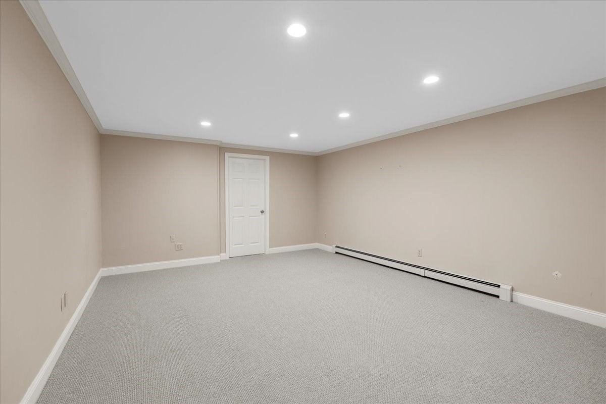 10 Floret Cir #10, Hingham, MA Photo #24