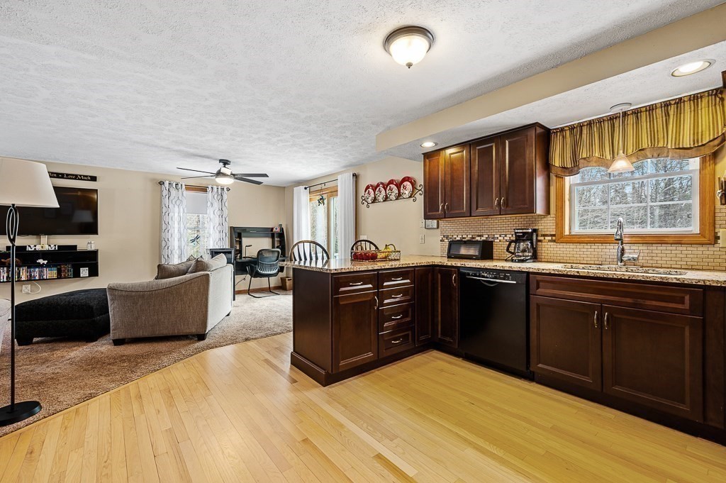 40 Newton Rd