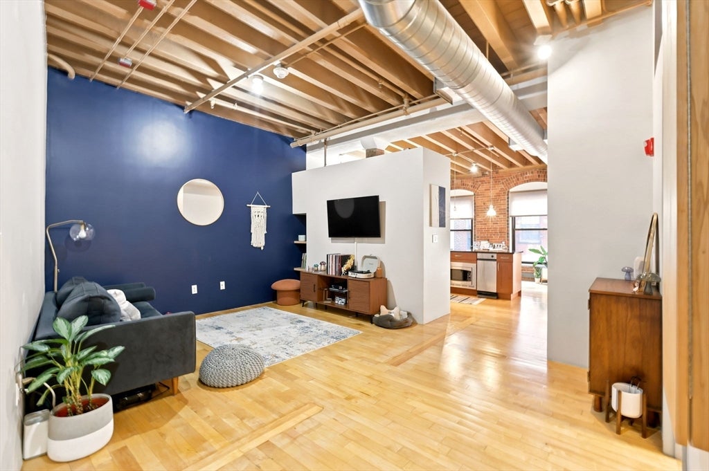 111 Beach ST #3-B, Boston, MA Photo #1