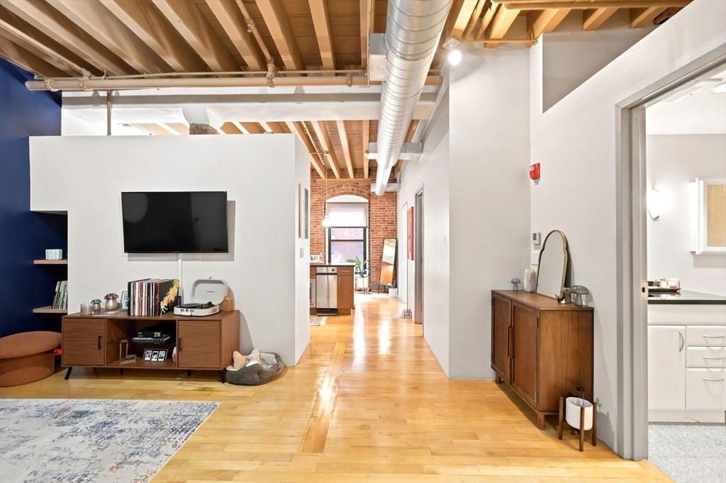 111 Beach ST #3-B, Boston, MA Photo #11