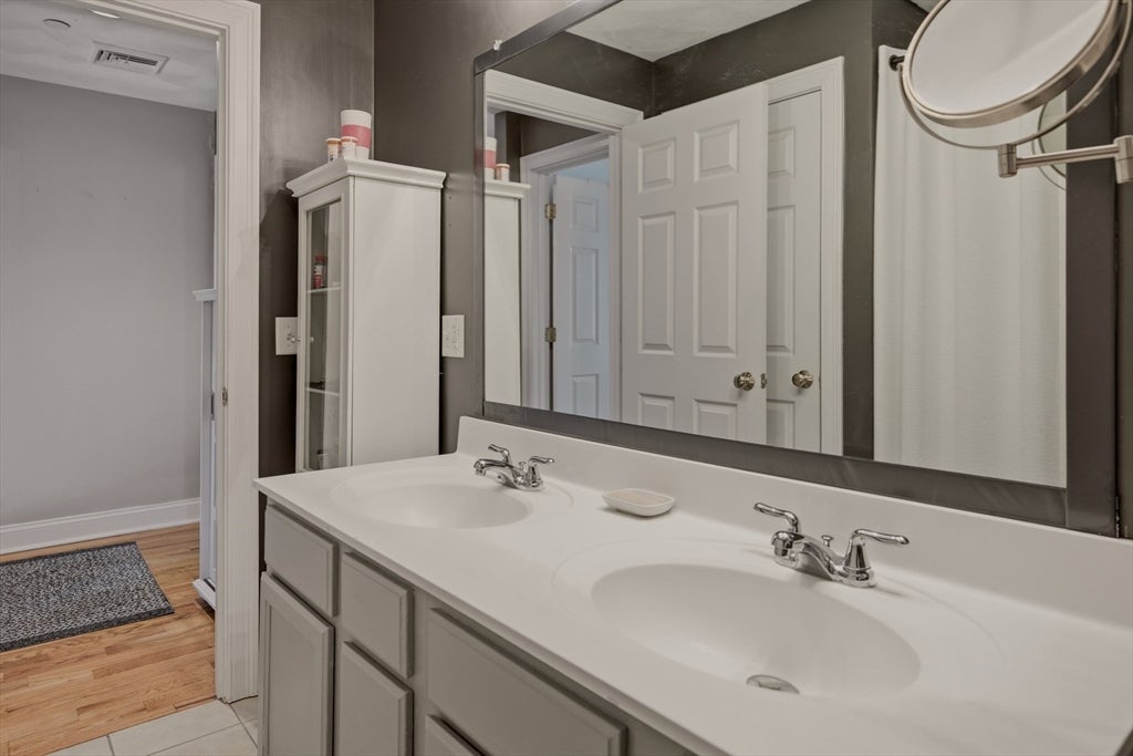 5239 N Main St #18, Fall River, MA, 5239 N Main St #18, Fall River, MA Photo #22