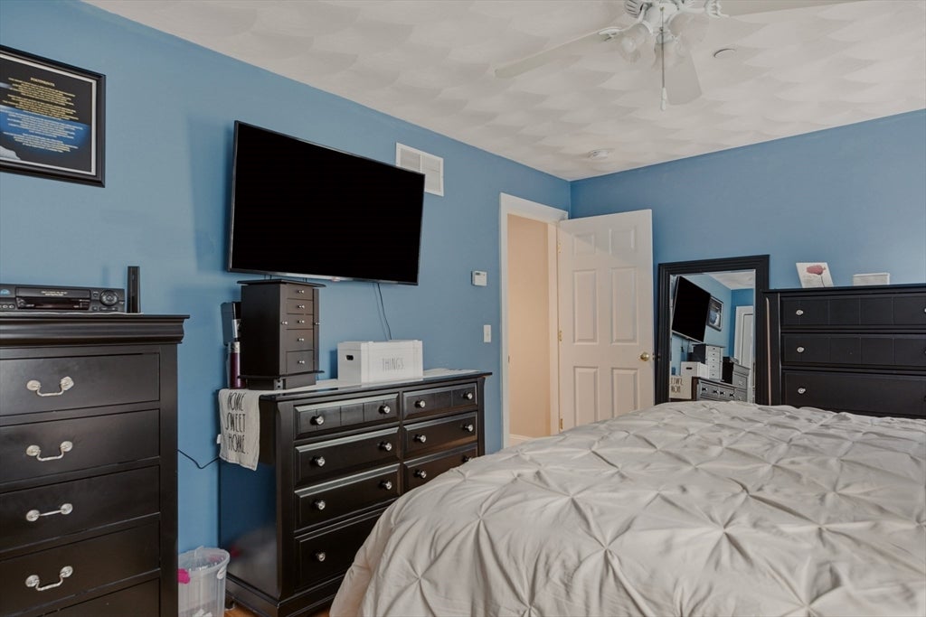 5239 N Main St #18, Fall River, MA, 5239 N Main St #18, Fall River, MA Photo #19