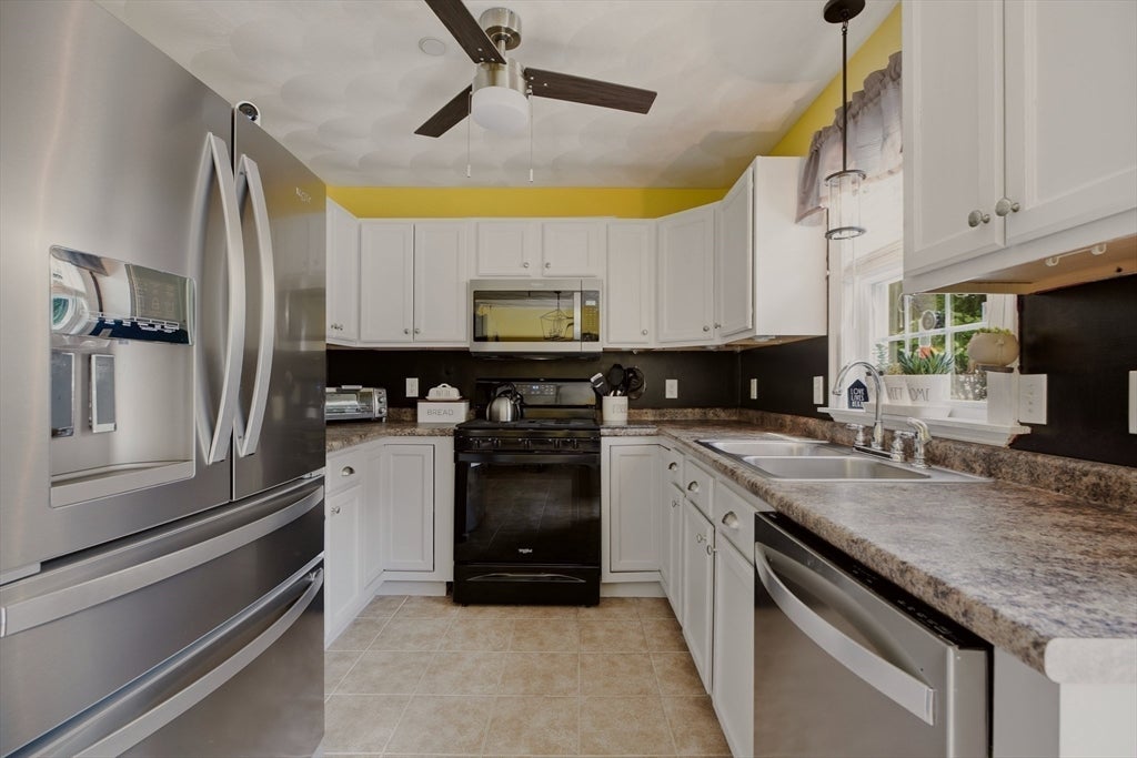 5239 N Main St #18, Fall River, MA, 5239 N Main St #18, Fall River, MA Photo #13