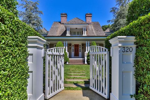 Single Family Residence in Barnstable MA 320 Parker Road.jpg