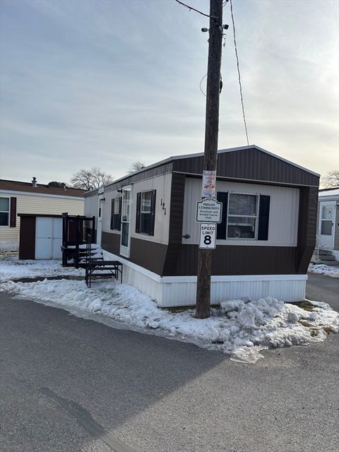 Photo of 557-121 Southwest Cutoff #U:121, Worcester, MA 01607 (MLS # 73460686)